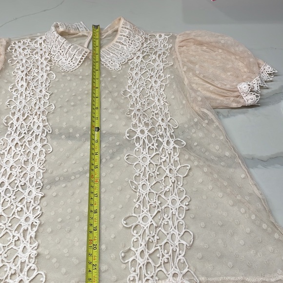 Cute See thru blouse - Picture 3 of 4